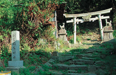 判官稲荷神社